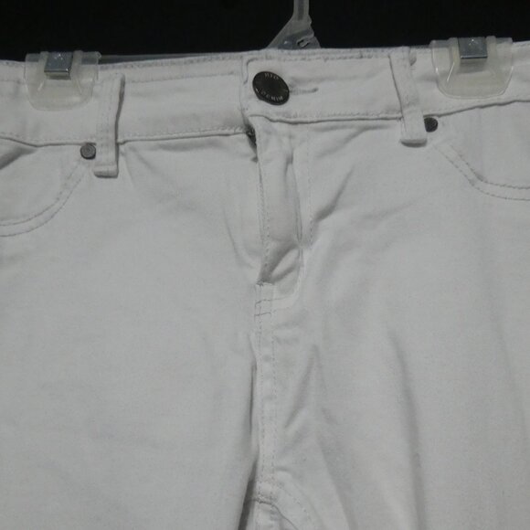 RIO DENIM | large | Classic White Slim Fit Denim / Jeans - Picture 4 of 16